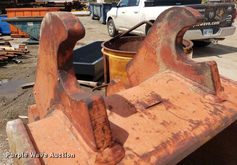 image for item DO3039 Excavator bucket