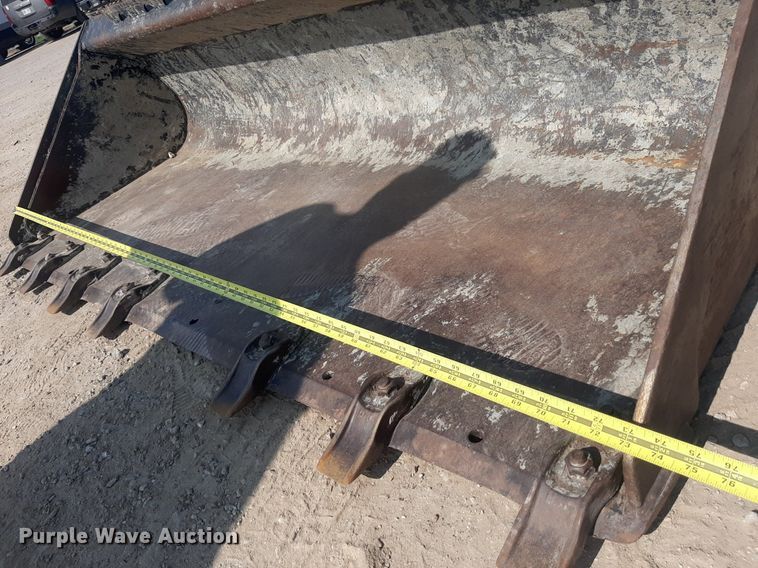 image for item DO3076 2015 Caterpillar 236D  skid steer loader