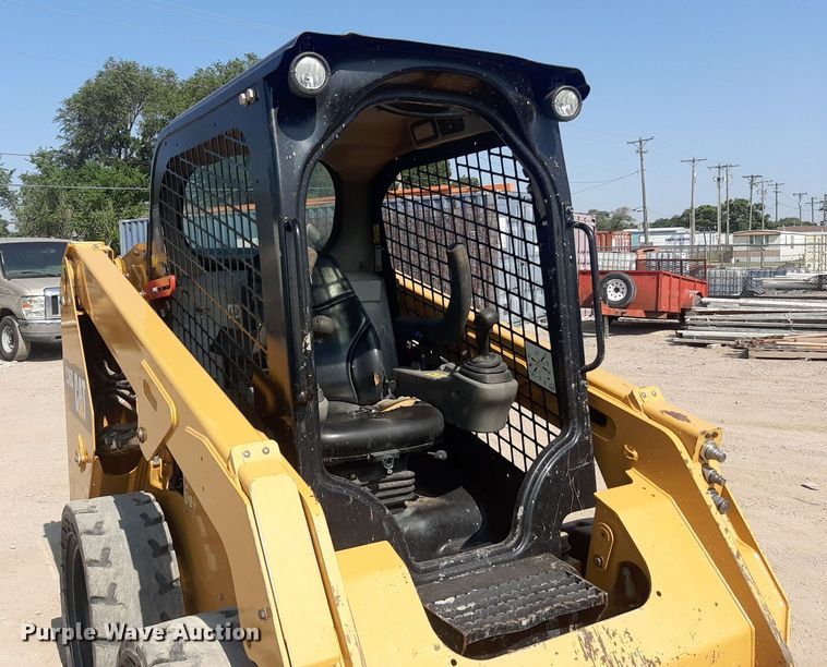 image for item DO3076 2015 Caterpillar 236D  skid steer loader