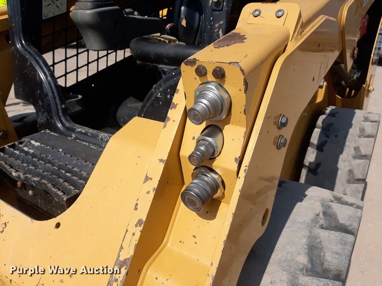 image for item DO3076 2015 Caterpillar 236D  skid steer loader