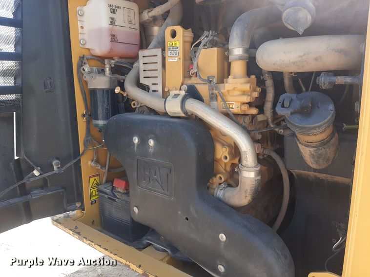image for item DO3076 2015 Caterpillar 236D  skid steer loader