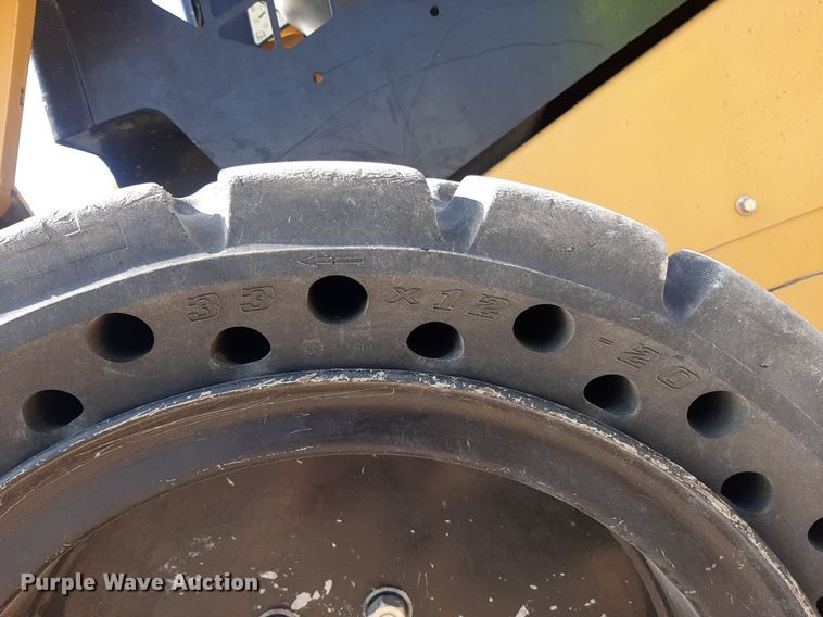 image for item DO3076 2015 Caterpillar 236D  skid steer loader