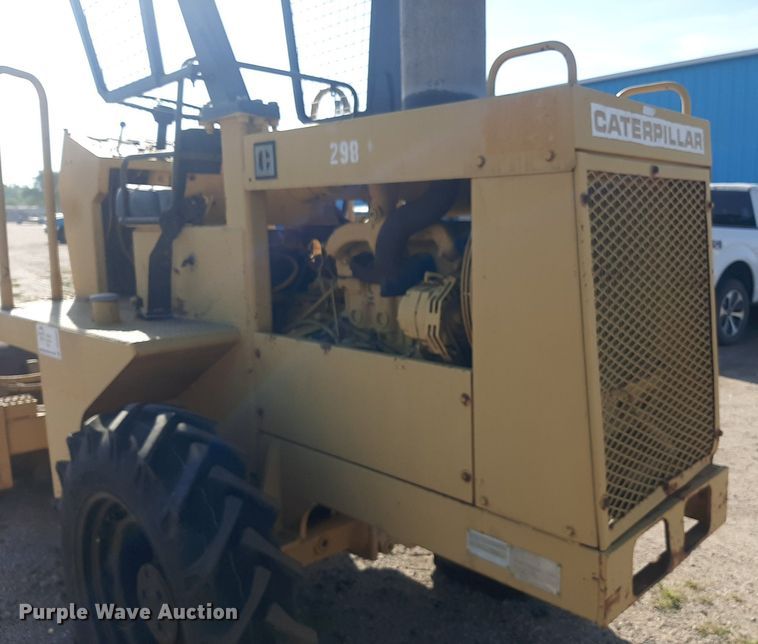 image for item DO3099 1989 Caterpillar CP-323 single drum vibratory roller