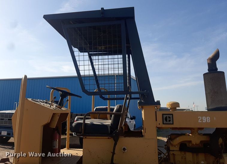 image for item DO3099 1989 Caterpillar CP-323 single drum vibratory roller