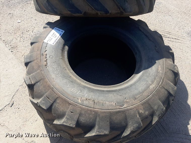 image for item DO3104 (2) 20.5x25 Toyo tires