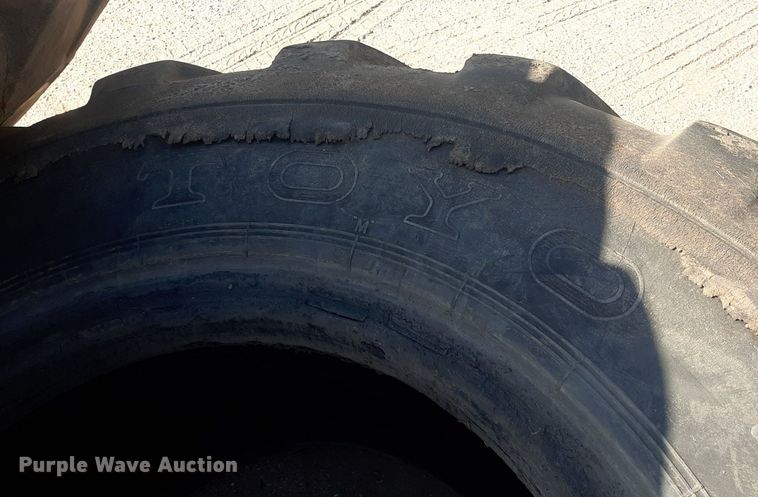 image for item DO3104 (2) 20.5x25 Toyo tires