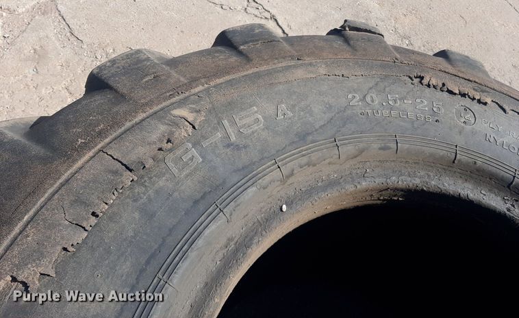 image for item DO3104 (2) 20.5x25 Toyo tires