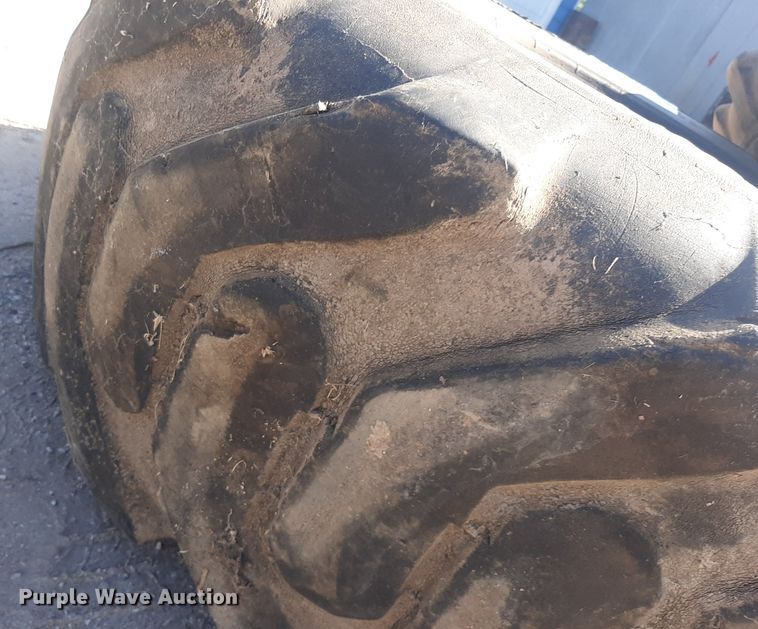 image for item DO3104 (2) 20.5x25 Toyo tires