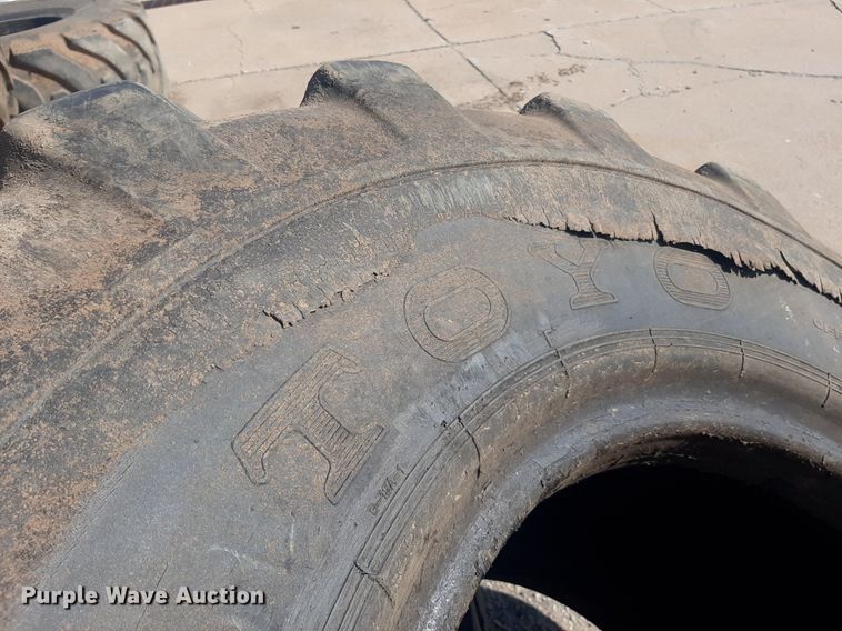 image for item DO3104 (2) 20.5x25 Toyo tires