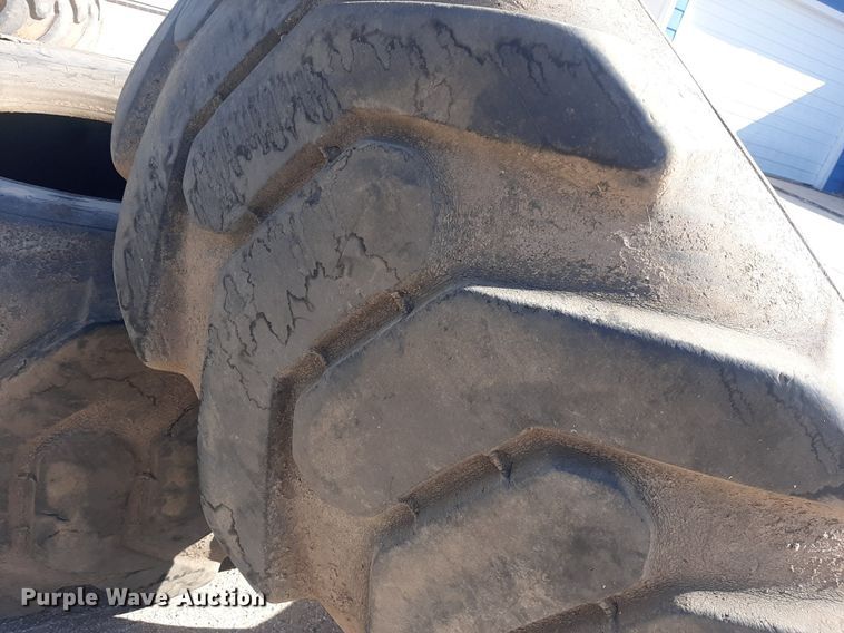 image for item DO3104 (2) 20.5x25 Toyo tires