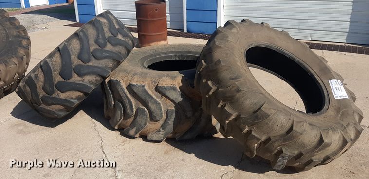 image for item DO3105 (3) tires