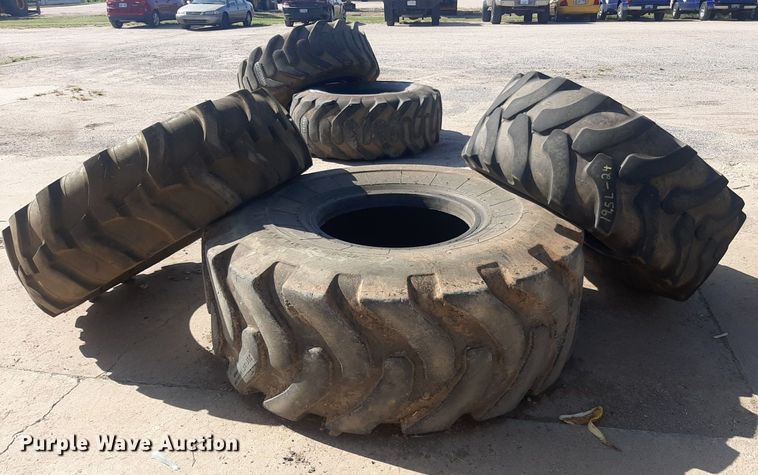 image for item DO3105 (3) tires