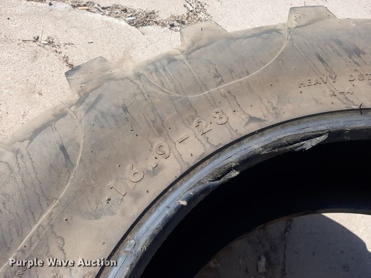 image for item DO3105 (3) tires