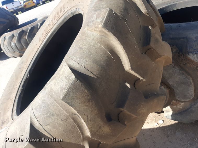 image for item DO3105 (3) tires