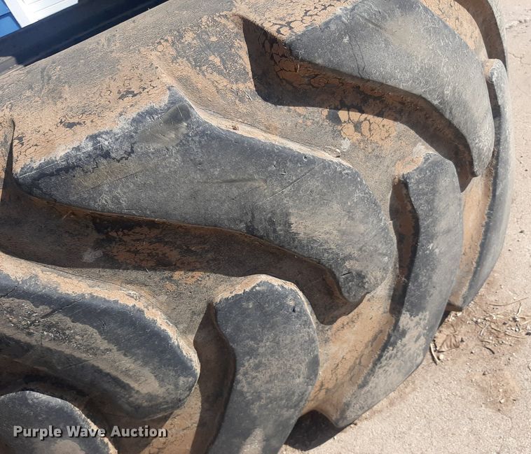 image for item DO3105 (3) tires