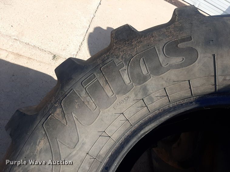image for item DO3105 (3) tires