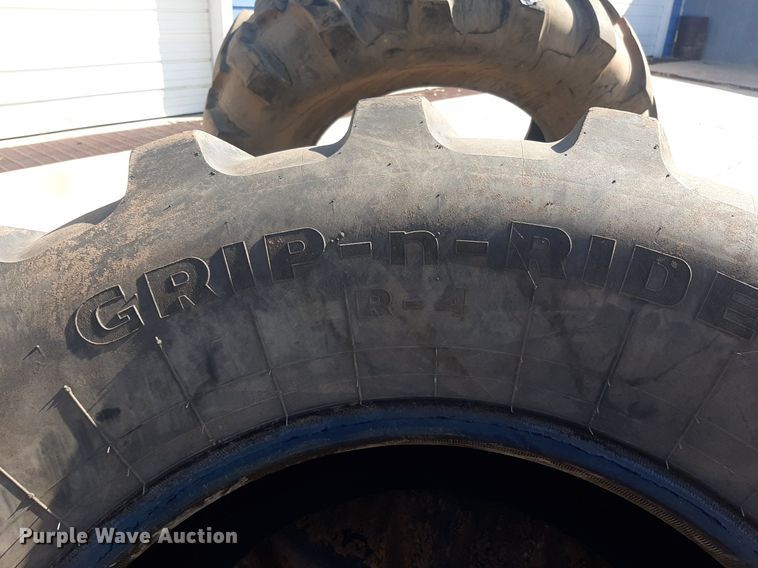 image for item DO3105 (3) tires