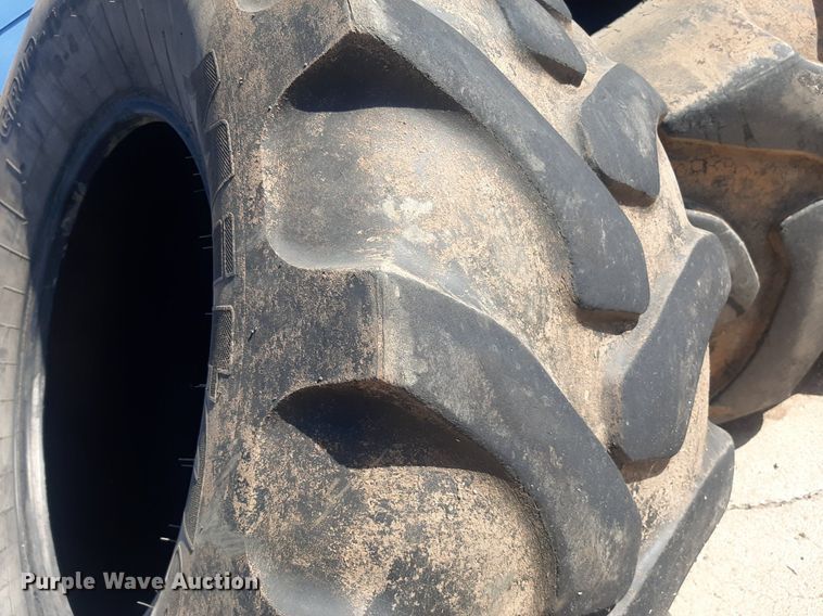 image for item DO3105 (3) tires