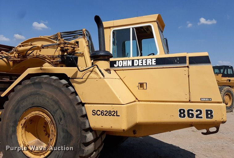 image for item DO3107 1994 John Deere 862B  elevating scraper