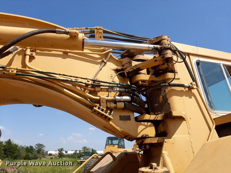 image for item DO3107 1994 John Deere 862B  elevating scraper