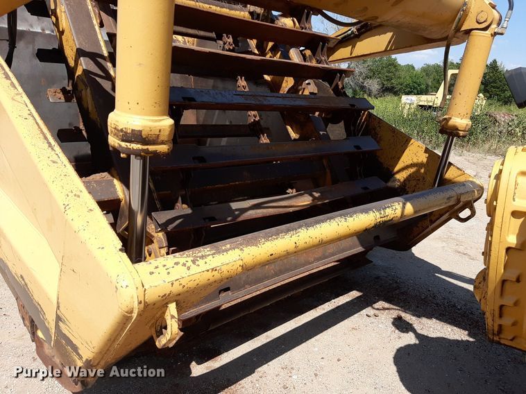 image for item DO3107 1994 John Deere 862B  elevating scraper