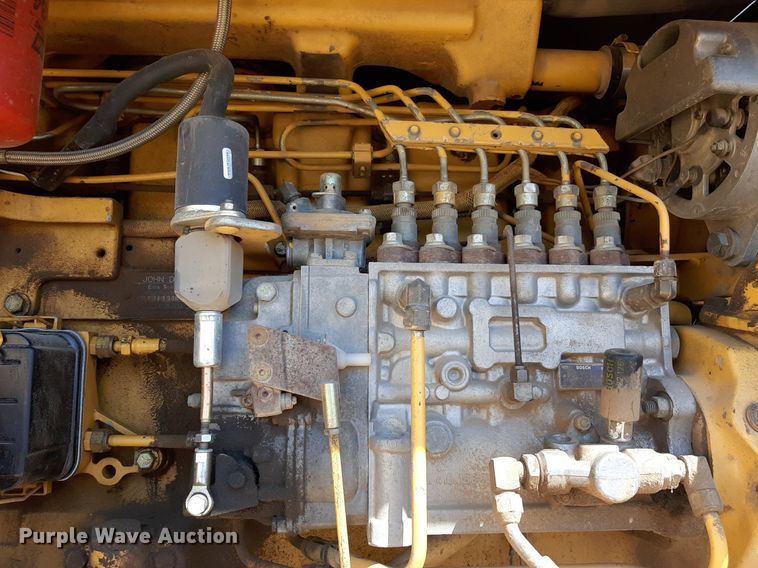 image for item DO3107 1994 John Deere 862B  elevating scraper