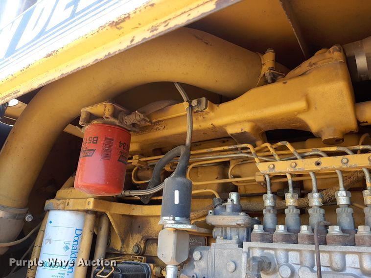 image for item DO3107 1994 John Deere 862B  elevating scraper