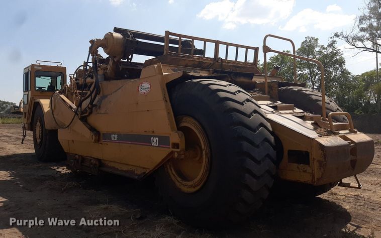 image for item DO3108 1998 Caterpillar 623F  elevating scraper