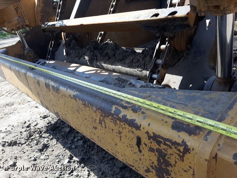 image for item DO3108 1998 Caterpillar 623F  elevating scraper