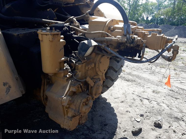 image for item DO3108 1998 Caterpillar 623F  elevating scraper