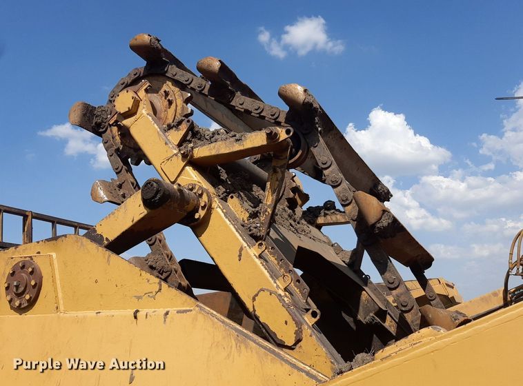 image for item DO3108 1998 Caterpillar 623F  elevating scraper