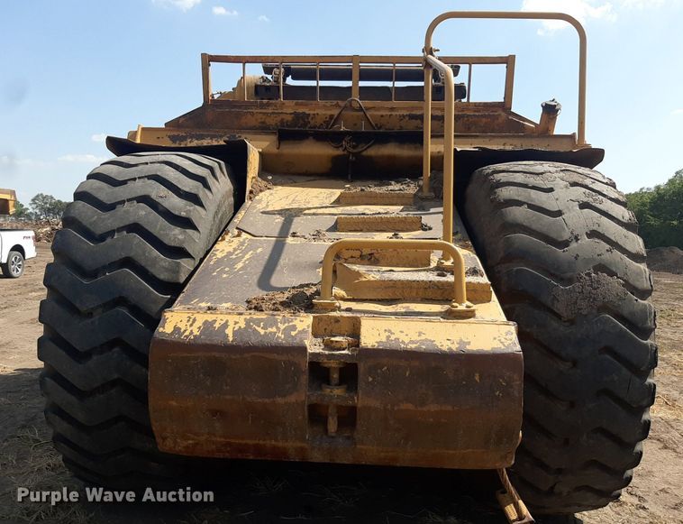 image for item DO3108 1998 Caterpillar 623F  elevating scraper