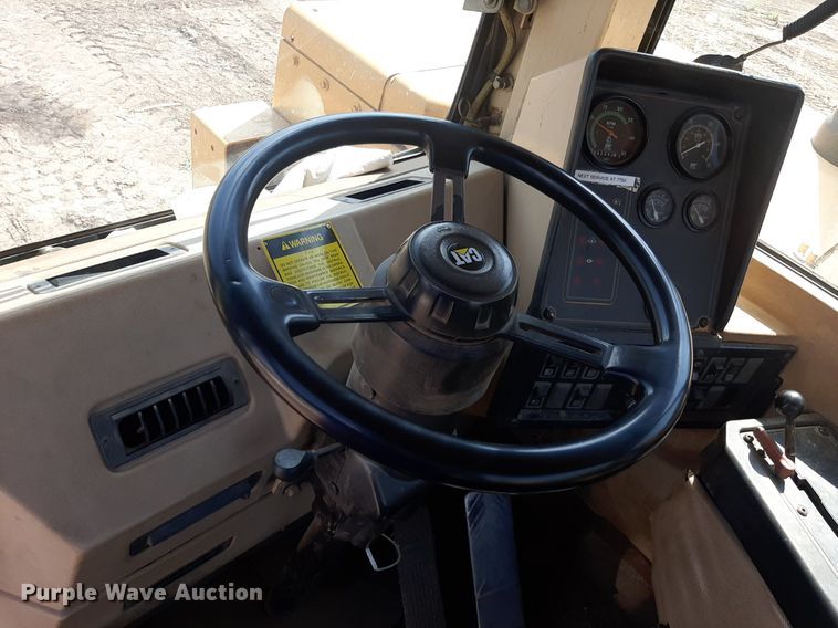 image for item DO3108 1998 Caterpillar 623F  elevating scraper