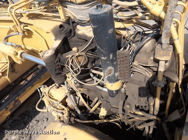 image for item DO3108 1998 Caterpillar 623F  elevating scraper