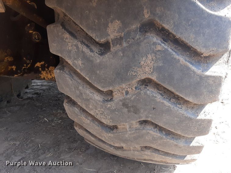 image for item DO3108 1998 Caterpillar 623F  elevating scraper