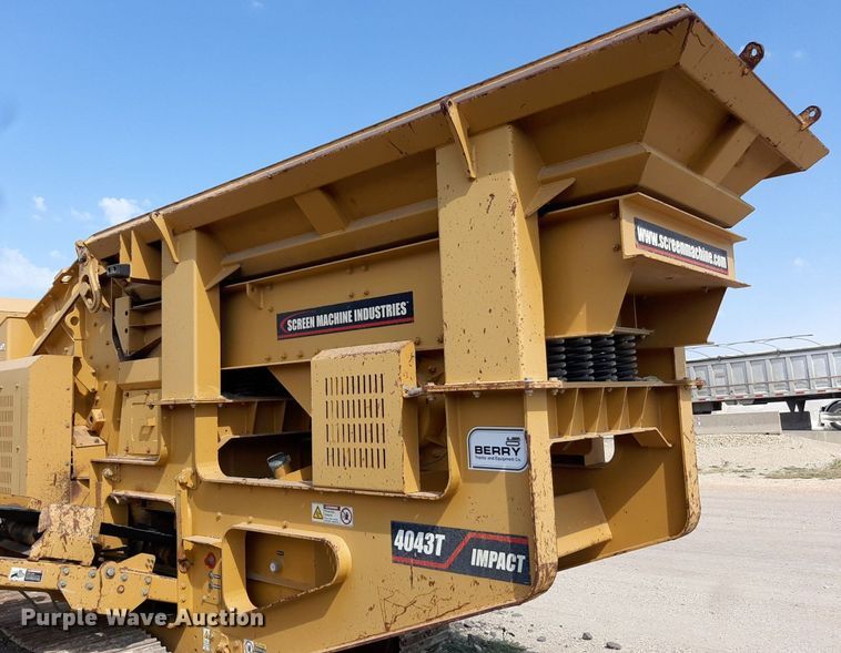 image for item DO3114 Screen Machine Industries 4043T  crusher