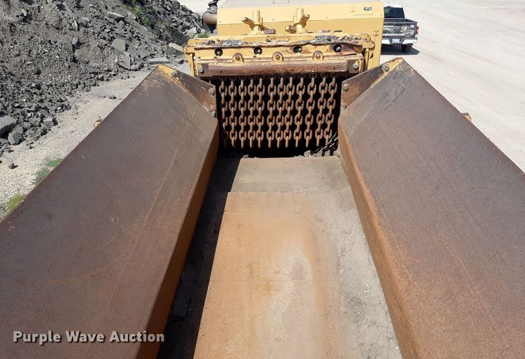 image for item DO3114 Screen Machine Industries 4043T  crusher