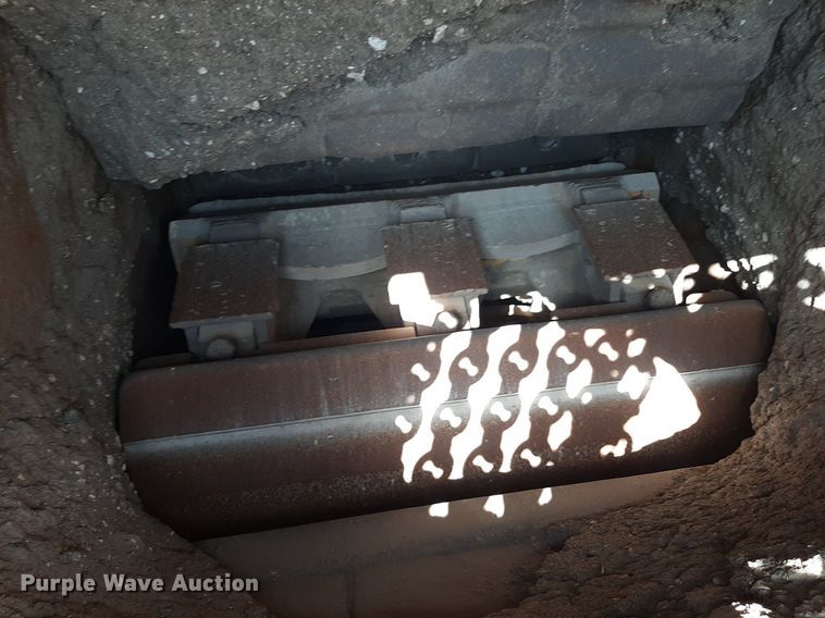 image for item DO3114 Screen Machine Industries 4043T  crusher