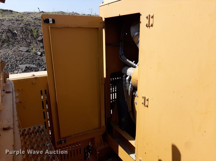 image for item DO3114 Screen Machine Industries 4043T  crusher