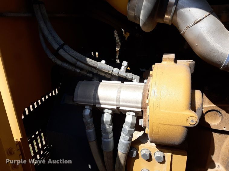 image for item DO3114 Screen Machine Industries 4043T  crusher