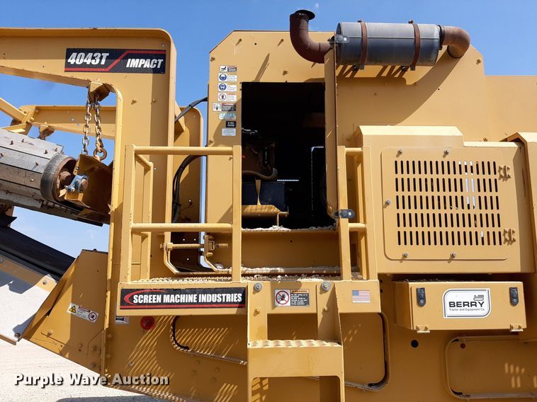 image for item DO3114 Screen Machine Industries 4043T  crusher