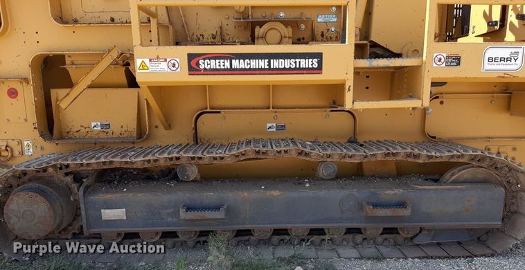 image for item DO3114 Screen Machine Industries 4043T  crusher