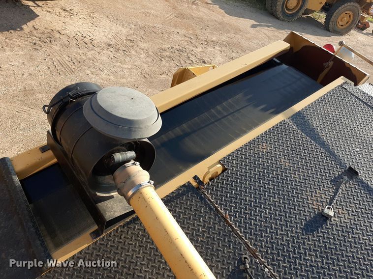 image for item DO3119 Etnyre FWD  chip spreader