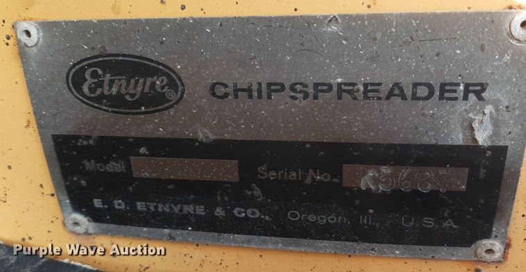 image for item DO3119 Etnyre FWD  chip spreader