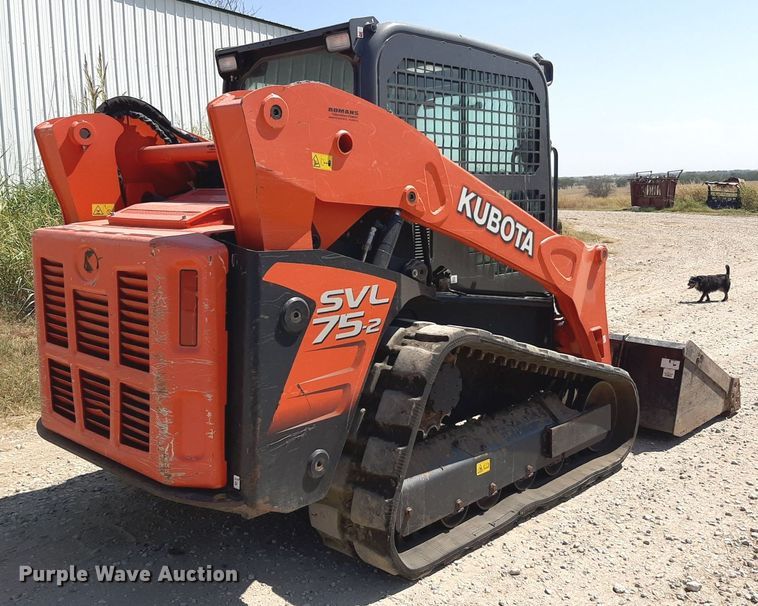 image for item DO3135 2017 Kubota SVL75-2  tracked skid steer loader