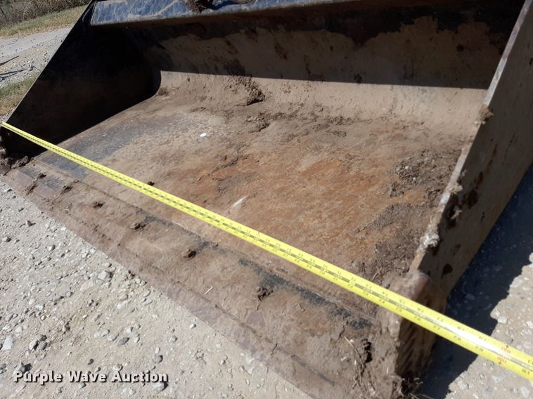 image for item DO3135 2017 Kubota SVL75-2  tracked skid steer loader