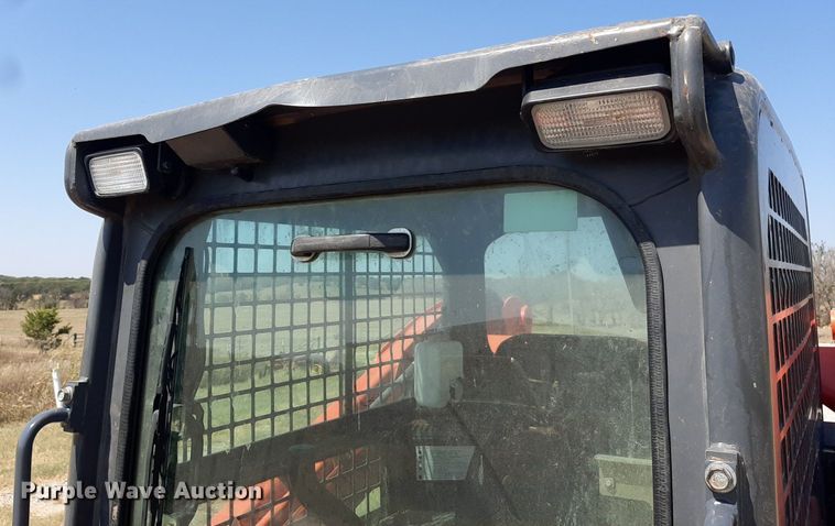 image for item DO3135 2017 Kubota SVL75-2  tracked skid steer loader