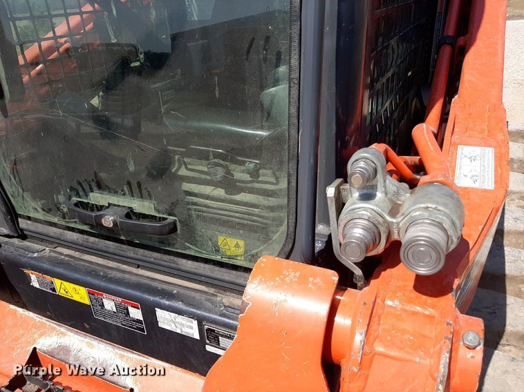 image for item DO3135 2017 Kubota SVL75-2  tracked skid steer loader