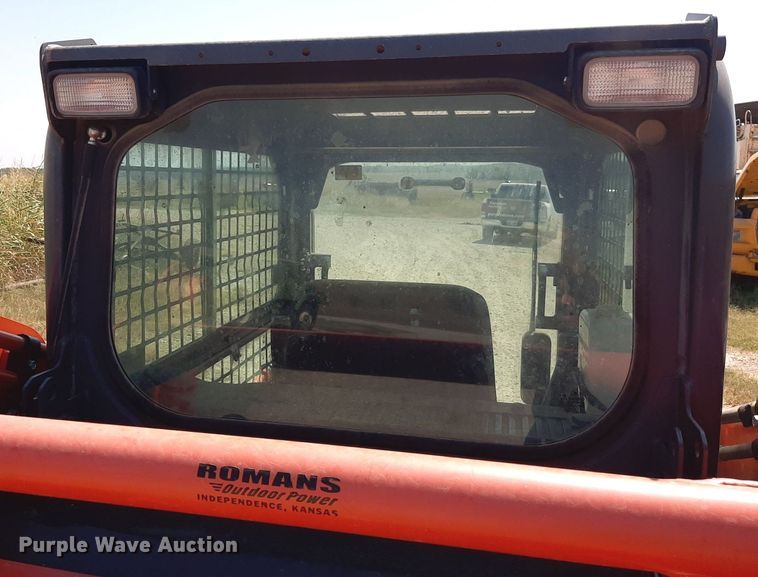 image for item DO3135 2017 Kubota SVL75-2  tracked skid steer loader