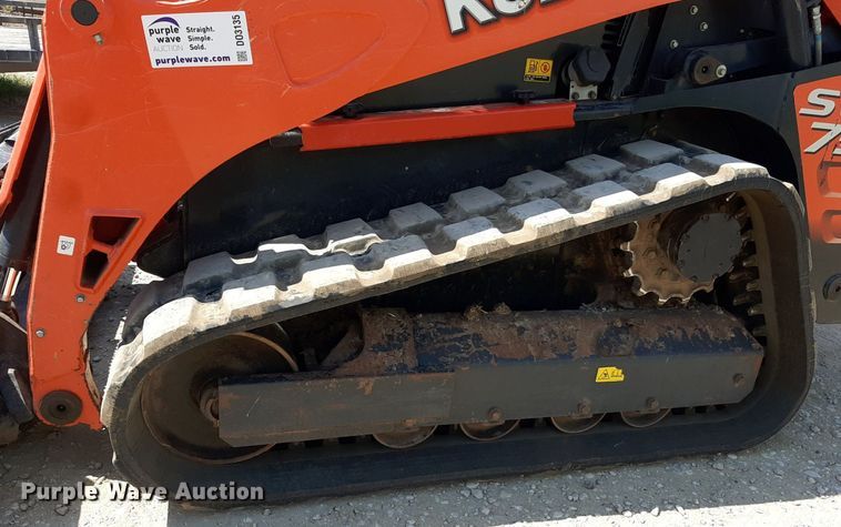 image for item DO3135 2017 Kubota SVL75-2  tracked skid steer loader